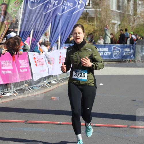 12.04.2026 - 45. Internationalen Wilhelmsburger Insellauf Strokosch-Dieckow http://msf.ph/oto/9466898 12.04.2026 11:01:06 Ziel 2389, 3725 meine-sportfotos.de