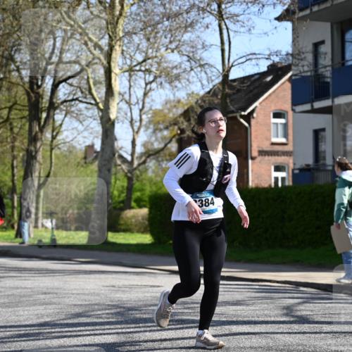 12.04.2026 - 45. Internationalen Wilhelmsburger Insellauf J. Mangold http://msf.ph/oto/9466920 12.04.2026 11:03:10 Ziel 3700, 3716, 3223, 4246, 4382, 5816, 3384, 2950, 5460, 4141, 2422, 4732, 4732, 2914, 5842 meine-sportfotos.de