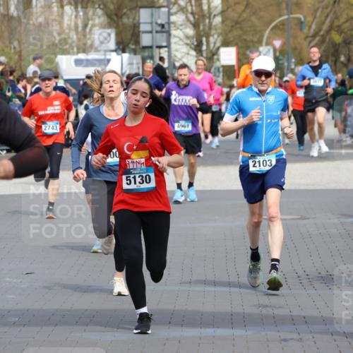 12.04.2026 - 45. Internationalen Wilhelmsburger Insellauf Strokosch-Dieckow http://msf.ph/oto/9466921 12.04.2026 13:10:30 Ziel 3890, 5282, 2072, 5130, 3004, 2103, 5089, 2001, 4116 meine-sportfotos.de