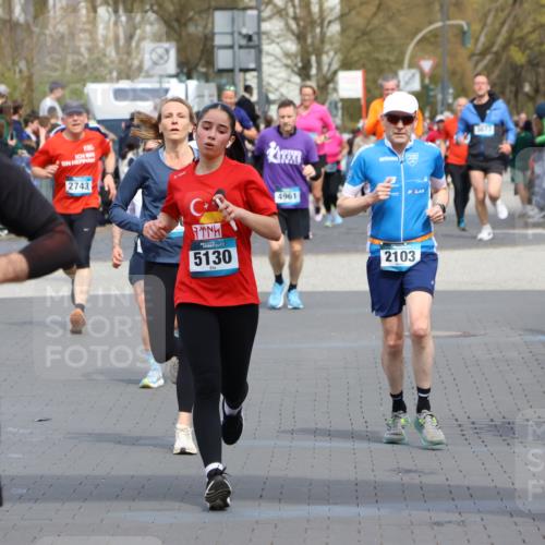 12.04.2026 - 45. Internationalen Wilhelmsburger Insellauf Strokosch-Dieckow http://msf.ph/oto/9466925 12.04.2026 13:10:30 Ziel 3890, 5282, 2072, 5130, 3004, 2103, 5089, 2001, 4116 meine-sportfotos.de