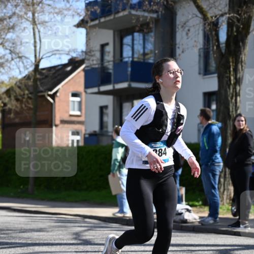 12.04.2026 - 45. Internationalen Wilhelmsburger Insellauf J. Mangold http://msf.ph/oto/9466934 12.04.2026 11:03:10 Ziel 3700, 3716, 3223, 4246, 4382, 5816, 3384, 2950, 5460, 4141, 2422, 4732, 4732, 2914, 5842 meine-sportfotos.de