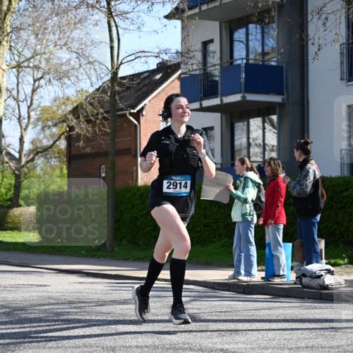 12.04.2026 - 45. Internationalen Wilhelmsburger Insellauf J. Mangold http://msf.ph/oto/9466974 12.04.2026 11:03:43 Ziel 4732, 2914, 5842, 2005, 2221, 3027, 3015, 3015, 5533, 2664, 5792, 4059, 4489 meine-sportfotos.de