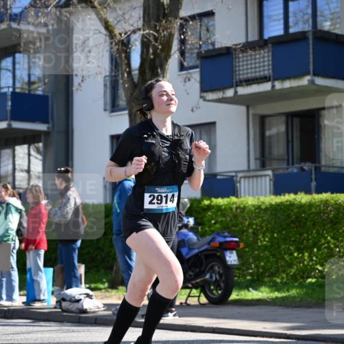 12.04.2026 - 45. Internationalen Wilhelmsburger Insellauf J. Mangold http://msf.ph/oto/9466988 12.04.2026 11:03:44 Ziel 4732, 2914, 5842, 2005, 2221, 3027, 3015, 5533, 2664, 5792, 4059, 4489, 4686 meine-sportfotos.de