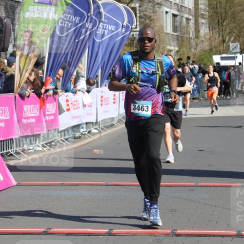 12.04.2026 - 45. Internationalen Wilhelmsburger Insellauf Strokosch-Dieckow http://msf.ph/oto/9467039 12.04.2026 11:01:31 Ziel 3463, 2229 meine-sportfotos.de