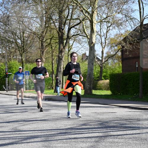 12.04.2026 - 45. Internationalen Wilhelmsburger Insellauf J. Mangold http://msf.ph/oto/9467052 12.04.2026 11:04:06 Ziel 2221, 3027, 3015, 5533, 2664, 5792, 4059, 4489, 4686, 3615, 2211, 3978, 4484, 4486, 3678, 2204, 5570, 3679 meine-sportfotos.de