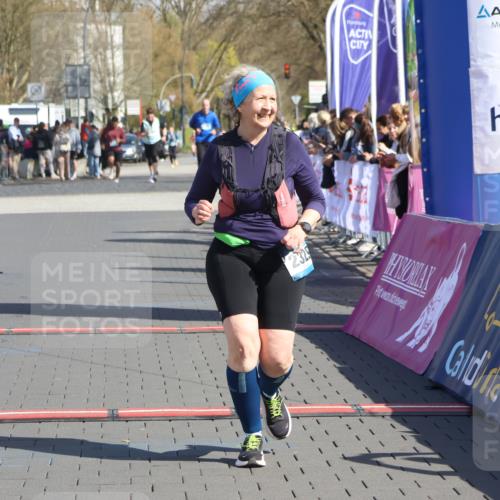 12.04.2026 - 45. Internationalen Wilhelmsburger Insellauf Strokosch-Dieckow http://msf.ph/oto/9467092 12.04.2026 11:16:57 Ziel 3543, 2329 meine-sportfotos.de