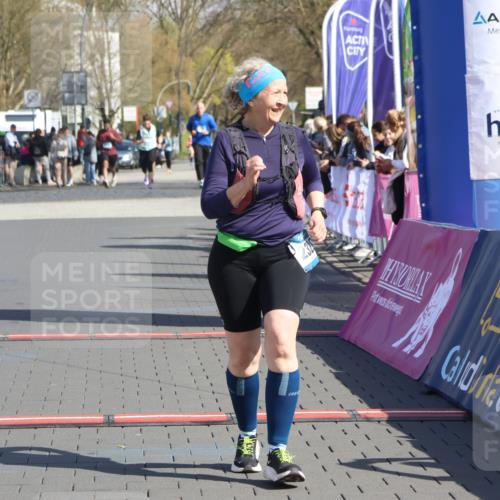 12.04.2026 - 45. Internationalen Wilhelmsburger Insellauf Strokosch-Dieckow http://msf.ph/oto/9467103 12.04.2026 11:16:57 Ziel 3543, 2329 meine-sportfotos.de