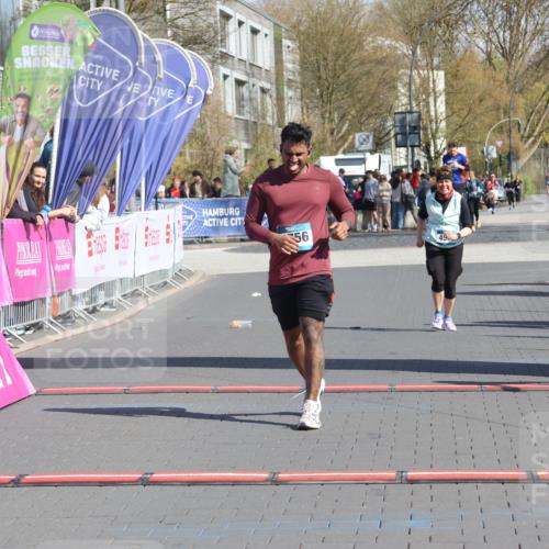 12.04.2026 - 45. Internationalen Wilhelmsburger Insellauf Strokosch-Dieckow http://msf.ph/oto/9467129 12.04.2026 11:17:06 Ziel 5756, 3891 meine-sportfotos.de