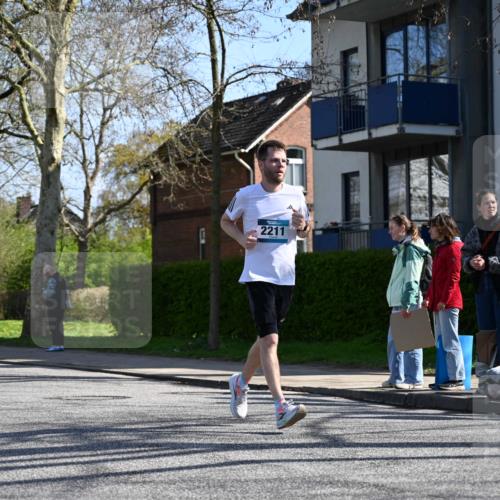12.04.2026 - 45. Internationalen Wilhelmsburger Insellauf J. Mangold http://msf.ph/oto/9467202 12.04.2026 11:04:27 Ziel 4059, 4489, 4686, 3615, 2211, 3978, 4484, 4486, 3678, 2204, 5570, 3679, 3064, 2225, 2203, 2415, 3130, 4286, 4516, 5043 meine-sportfotos.de