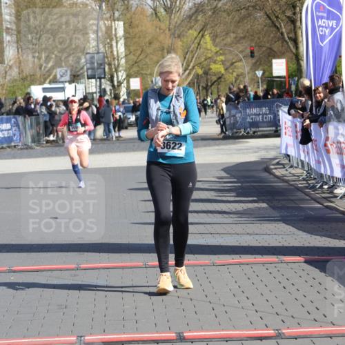 12.04.2026 - 45. Internationalen Wilhelmsburger Insellauf Strokosch-Dieckow http://msf.ph/oto/9467292 12.04.2026 11:17:26 Ziel 3622 meine-sportfotos.de