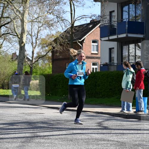 12.04.2026 - 45. Internationalen Wilhelmsburger Insellauf J. Mangold http://msf.ph/oto/9467297 12.04.2026 11:04:49 Ziel 4484, 4486, 3678, 2204, 5570, 3679, 3064, 2225, 2203, 2415, 3130, 3130, 4286, 4516, 5043, 2730, 2193, 4440, 4870, 2530, 3743, 5748, 4464, 5810, 3322 meine-sportfotos.de