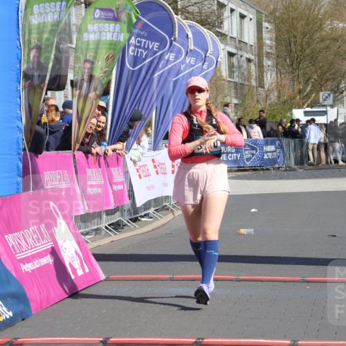 12.04.2026 - 45. Internationalen Wilhelmsburger Insellauf Strokosch-Dieckow http://msf.ph/oto/9467361 12.04.2026 11:17:31 Ziel 3080 meine-sportfotos.de