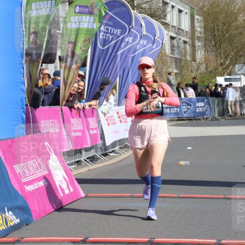 12.04.2026 - 45. Internationalen Wilhelmsburger Insellauf Strokosch-Dieckow http://msf.ph/oto/9467370 12.04.2026 11:17:31 Ziel 3080 meine-sportfotos.de