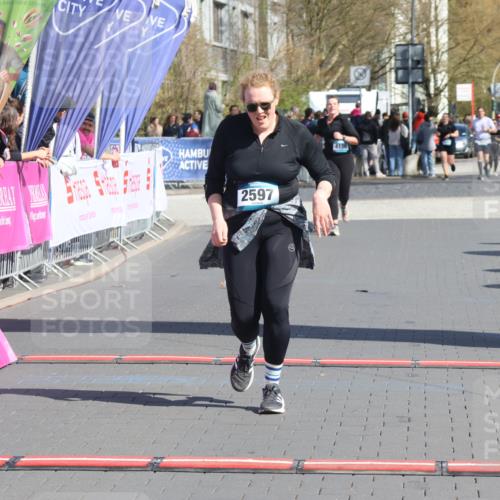 12.04.2026 - 45. Internationalen Wilhelmsburger Insellauf Strokosch-Dieckow http://msf.ph/oto/9467391 12.04.2026 11:17:45 Ziel 2597 meine-sportfotos.de
