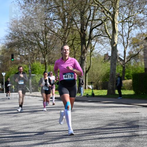 12.04.2026 - 45. Internationalen Wilhelmsburger Insellauf J. Mangold http://msf.ph/oto/9467412 12.04.2026 11:05:07 Ziel 2203, 2415, 3130, 4286, 4516, 5043, 2730, 2193, 4440, 4870, 2530, 3743, 5748, 4464, 5810, 3322, 3420, 3920, 2267, 2268, 2767, 2481 meine-sportfotos.de