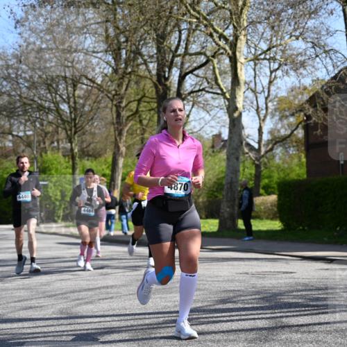 12.04.2026 - 45. Internationalen Wilhelmsburger Insellauf J. Mangold http://msf.ph/oto/9467419 12.04.2026 11:05:08 Ziel 2203, 2415, 3130, 4286, 4516, 5043, 2730, 2193, 4440, 4870, 2530, 3743, 5748, 4464, 5810, 3322, 3420, 3920, 2267, 2268, 2767, 2481 meine-sportfotos.de