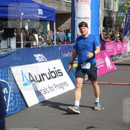 12.04.2026 - 45. Internationalen Wilhelmsburger Insellauf Strokosch-Dieckow http://msf.ph/oto/9467424 12.04.2026 11:01:49 Ziel 4703 meine-sportfotos.de