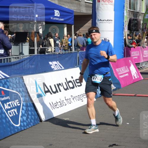 12.04.2026 - 45. Internationalen Wilhelmsburger Insellauf Strokosch-Dieckow http://msf.ph/oto/9467450 12.04.2026 11:01:49 Ziel 4703 meine-sportfotos.de