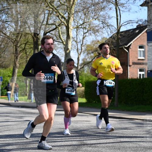 12.04.2026 - 45. Internationalen Wilhelmsburger Insellauf J. Mangold http://msf.ph/oto/9467452 12.04.2026 11:05:10 Ziel 2203, 2415, 3130, 4286, 4516, 5043, 2730, 2193, 4440, 4870, 2530, 3743, 5748, 4464, 5810, 3322, 3420, 3920, 2267, 2268, 2767, 2481, 2449 meine-sportfotos.de