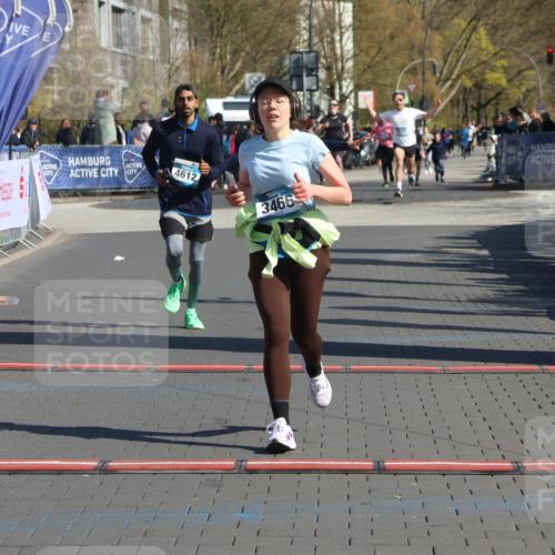 12.04.2026 - 45. Internationalen Wilhelmsburger Insellauf Strokosch-Dieckow http://msf.ph/oto/9467517 12.04.2026 11:02:12 Ziel 2271, 3466, 4612, 4019 meine-sportfotos.de