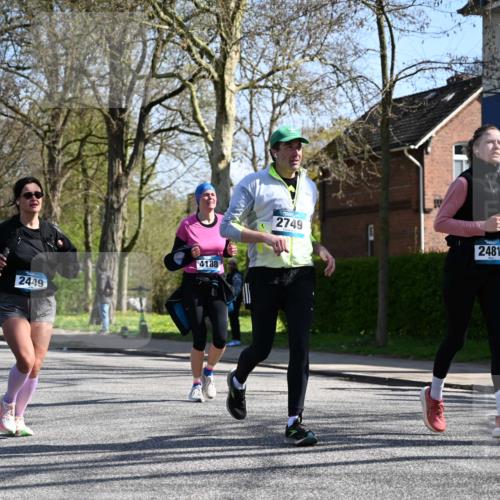 12.04.2026 - 45. Internationalen Wilhelmsburger Insellauf J. Mangold http://msf.ph/oto/9467554 12.04.2026 11:05:41 Ziel 3920, 2267, 2268, 2767, 2481, 2449, 4865, 4188, 2749, 4477, 4476, 5818, 3717, 2330 meine-sportfotos.de