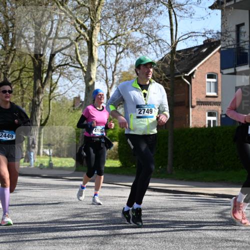 12.04.2026 - 45. Internationalen Wilhelmsburger Insellauf J. Mangold http://msf.ph/oto/9467558 12.04.2026 11:05:41 Ziel 3920, 2267, 2268, 2767, 2481, 2449, 4865, 4188, 2749, 4477, 4476, 5818, 3717, 2330 meine-sportfotos.de