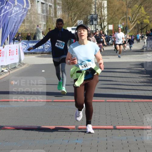 12.04.2026 - 45. Internationalen Wilhelmsburger Insellauf Strokosch-Dieckow http://msf.ph/oto/9467576 12.04.2026 11:02:12 Ziel 2271, 3466, 4612, 4019 meine-sportfotos.de