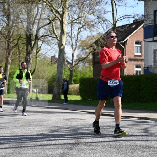 12.04.2026 - 45. Internationalen Wilhelmsburger Insellauf J. Mangold http://msf.ph/oto/9467578 12.04.2026 11:05:46 Ziel 3920, 2267, 2268, 2767, 2481, 2449, 4865, 4188, 2749, 4477, 4476, 5818, 3717, 2330, 3460, 4564, 3790 meine-sportfotos.de