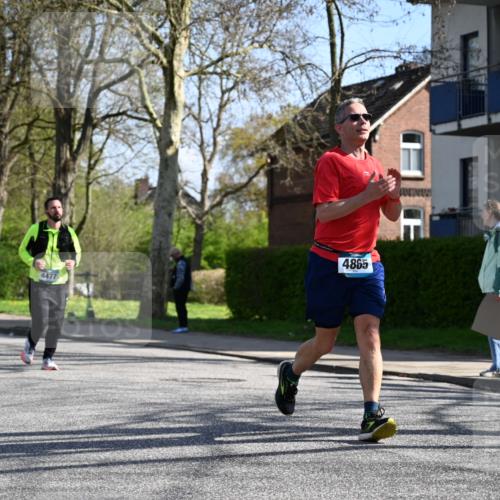 12.04.2026 - 45. Internationalen Wilhelmsburger Insellauf J. Mangold http://msf.ph/oto/9467579 12.04.2026 11:05:46 Ziel 3920, 2267, 2268, 2767, 2481, 2449, 4865, 4188, 2749, 4477, 4476, 5818, 3717, 2330, 3460, 4564, 3790 meine-sportfotos.de