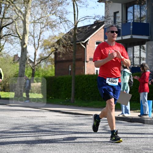 12.04.2026 - 45. Internationalen Wilhelmsburger Insellauf J. Mangold http://msf.ph/oto/9467586 12.04.2026 11:05:46 Ziel 3920, 2267, 2268, 2767, 2481, 2449, 4865, 4188, 2749, 4477, 4476, 5818, 3717, 2330, 3460, 4564, 3790 meine-sportfotos.de