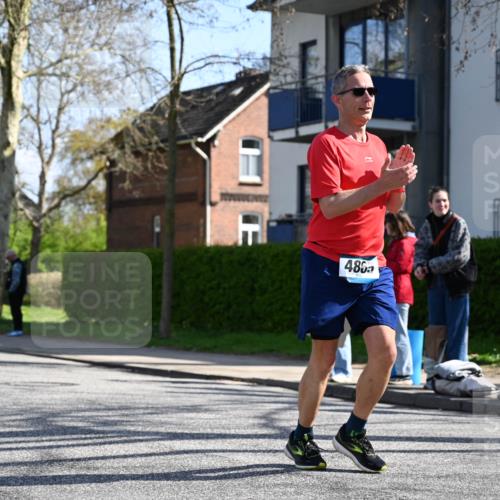 12.04.2026 - 45. Internationalen Wilhelmsburger Insellauf J. Mangold http://msf.ph/oto/9467588 12.04.2026 11:05:46 Ziel 3920, 2267, 2268, 2767, 2481, 2449, 4865, 4188, 2749, 4477, 4476, 5818, 3717, 2330, 3460, 4564, 3790 meine-sportfotos.de