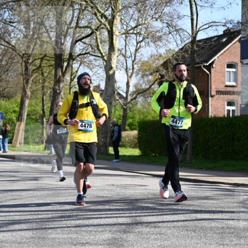 12.04.2026 - 45. Internationalen Wilhelmsburger Insellauf J. Mangold http://msf.ph/oto/9467596 12.04.2026 11:05:48 Ziel 3920, 2267, 2268, 2767, 2481, 2449, 4865, 4188, 2749, 4477, 4476, 5818, 3717, 2330, 3460, 4564, 3790 meine-sportfotos.de