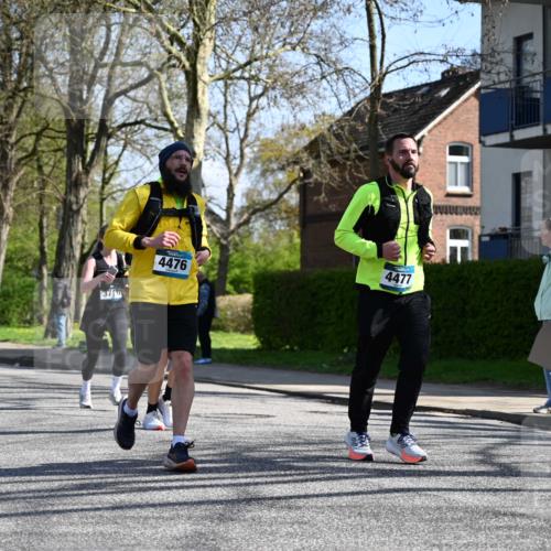 12.04.2026 - 45. Internationalen Wilhelmsburger Insellauf J. Mangold http://msf.ph/oto/9467599 12.04.2026 11:05:48 Ziel 3920, 2267, 2268, 2767, 2481, 2449, 4865, 4188, 2749, 4477, 4476, 5818, 3717, 2330, 3460, 4564, 3790 meine-sportfotos.de