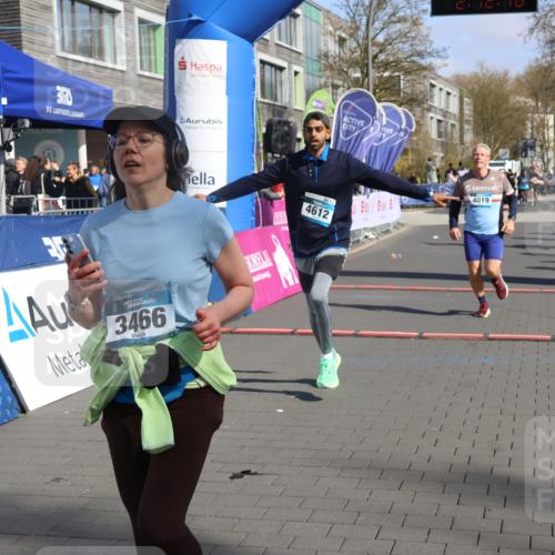 12.04.2026 - 45. Internationalen Wilhelmsburger Insellauf Strokosch-Dieckow http://msf.ph/oto/9467600 12.04.2026 11:02:15 Ziel 2271, 3466, 4612, 4019, 4326 meine-sportfotos.de