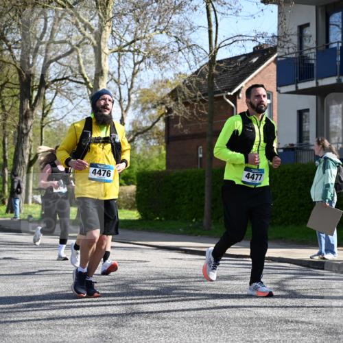 12.04.2026 - 45. Internationalen Wilhelmsburger Insellauf J. Mangold http://msf.ph/oto/9467602 12.04.2026 11:05:48 Ziel 3920, 2267, 2268, 2767, 2481, 2449, 4865, 4188, 2749, 4477, 4476, 5818, 3717, 2330, 3460, 4564, 3790 meine-sportfotos.de