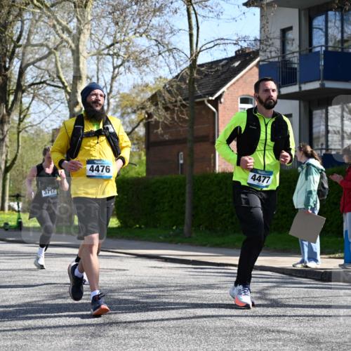 12.04.2026 - 45. Internationalen Wilhelmsburger Insellauf J. Mangold http://msf.ph/oto/9467605 12.04.2026 11:05:48 Ziel 3920, 2267, 2268, 2767, 2481, 2449, 4865, 4188, 2749, 4477, 4476, 5818, 3717, 2330, 3460, 4564, 3790 meine-sportfotos.de