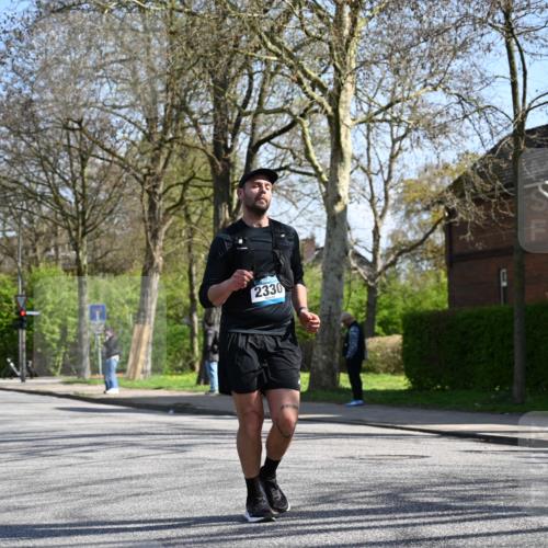 12.04.2026 - 45. Internationalen Wilhelmsburger Insellauf J. Mangold http://msf.ph/oto/9467627 12.04.2026 11:06:08 Ziel 4477, 4476, 5818, 3717, 2330, 3460, 4564, 3790, 2495, 3570, 2862, 2863, 5720 meine-sportfotos.de