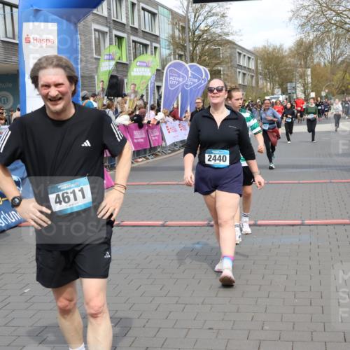 12.04.2026 - 45. Internationalen Wilhelmsburger Insellauf Strokosch-Dieckow http://msf.ph/oto/9467716 12.04.2026 13:09:39 Ziel 2011, 5783, 4973, 4771 meine-sportfotos.de