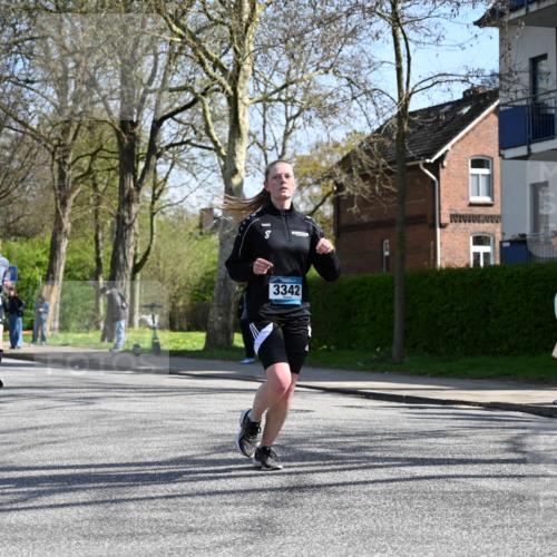 12.04.2026 - 45. Internationalen Wilhelmsburger Insellauf J. Mangold http://msf.ph/oto/9467769 12.04.2026 11:06:59 Ziel 3342, 3885, 2777, 4949, 4359, 2567, 2778, 5806, 3149, 3967, 4856, 3295 meine-sportfotos.de