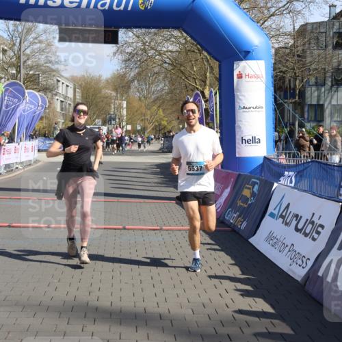 12.04.2026 - 45. Internationalen Wilhelmsburger Insellauf Strokosch-Dieckow http://msf.ph/oto/9467784 12.04.2026 11:02:18 Ziel 4612, 4019, 4326 meine-sportfotos.de
