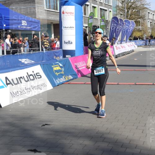 12.04.2026 - 45. Internationalen Wilhelmsburger Insellauf Strokosch-Dieckow http://msf.ph/oto/9467836 12.04.2026 11:18:17 Ziel 2807, 4191 meine-sportfotos.de