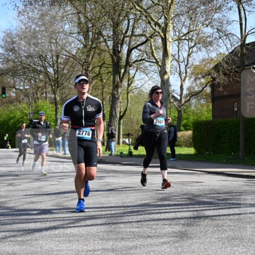 12.04.2026 - 45. Internationalen Wilhelmsburger Insellauf J. Mangold http://msf.ph/oto/9467869 12.04.2026 11:07:12 Ziel 3342, 3885, 2777, 4949, 4359, 2567, 2778, 5806, 3149, 3967, 4856, 3295, 2924, 2660 meine-sportfotos.de