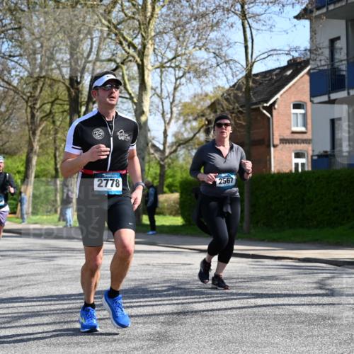 12.04.2026 - 45. Internationalen Wilhelmsburger Insellauf J. Mangold http://msf.ph/oto/9467884 12.04.2026 11:07:13 Ziel 3342, 3885, 2777, 4949, 4359, 2567, 2778, 5806, 3149, 3149, 3967, 4856, 3295, 2924, 2660 meine-sportfotos.de