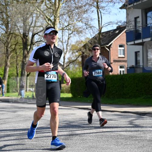 12.04.2026 - 45. Internationalen Wilhelmsburger Insellauf J. Mangold http://msf.ph/oto/9467886 12.04.2026 11:07:13 Ziel 3342, 3885, 2777, 4949, 4359, 2567, 2778, 5806, 3149, 3149, 3967, 4856, 3295, 2924, 2660 meine-sportfotos.de