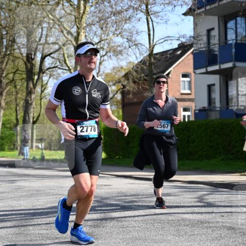 12.04.2026 - 45. Internationalen Wilhelmsburger Insellauf J. Mangold http://msf.ph/oto/9467890 12.04.2026 11:07:13 Ziel 3342, 3885, 2777, 4949, 4359, 2567, 2778, 5806, 3149, 3149, 3967, 4856, 3295, 2924, 2660 meine-sportfotos.de