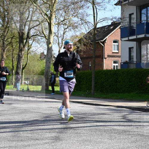 12.04.2026 - 45. Internationalen Wilhelmsburger Insellauf J. Mangold http://msf.ph/oto/9467892 12.04.2026 11:07:16 Ziel 3342, 3885, 2777, 4949, 4359, 2567, 2778, 5806, 3149, 3967, 4856, 3295, 2924, 2660 meine-sportfotos.de