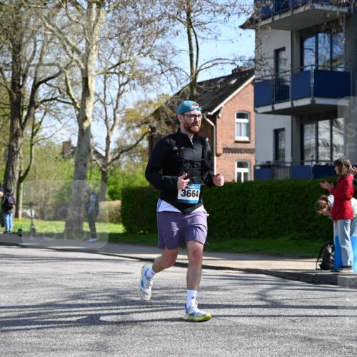 12.04.2026 - 45. Internationalen Wilhelmsburger Insellauf J. Mangold http://msf.ph/oto/9467899 12.04.2026 11:07:16 Ziel 3342, 3885, 2777, 4949, 4359, 2567, 2778, 5806, 3149, 3967, 4856, 3295, 2924, 2660 meine-sportfotos.de