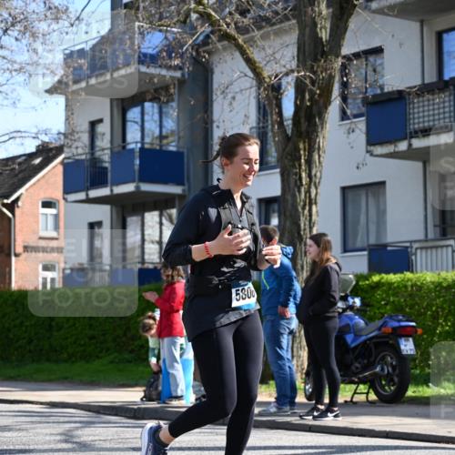 12.04.2026 - 45. Internationalen Wilhelmsburger Insellauf J. Mangold http://msf.ph/oto/9467928 12.04.2026 11:07:20 Ziel 4359, 2567, 2778, 5806, 3149, 3967, 4856, 3295, 2924, 2660 meine-sportfotos.de