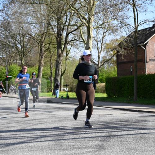 12.04.2026 - 45. Internationalen Wilhelmsburger Insellauf J. Mangold http://msf.ph/oto/9467963 12.04.2026 11:07:27 Ziel 2567, 2778, 5806, 3149, 3967, 4856, 3295, 2924, 2660, 2882, 2864, 3671 meine-sportfotos.de