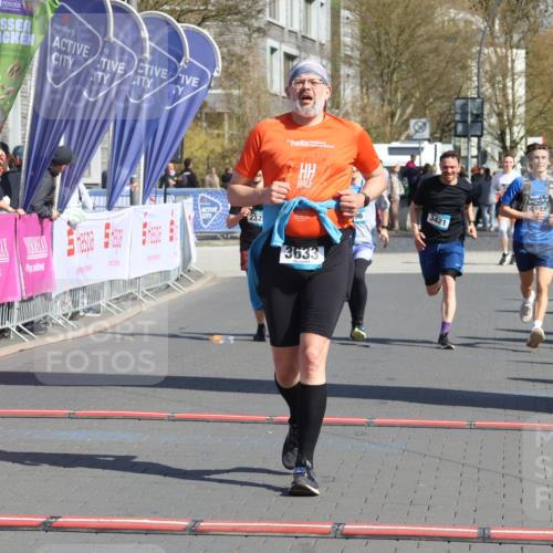 12.04.2026 - 45. Internationalen Wilhelmsburger Insellauf Strokosch-Dieckow http://msf.ph/oto/9468094 12.04.2026 11:19:06 Ziel 3633, 3096, 3421, 2322, 4148, 4147 meine-sportfotos.de